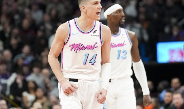 APP下载-NBA彩经：火箭大胜公牛 雷霆拿下马刺 湖人不敌老鹰 勇士胜开拓者